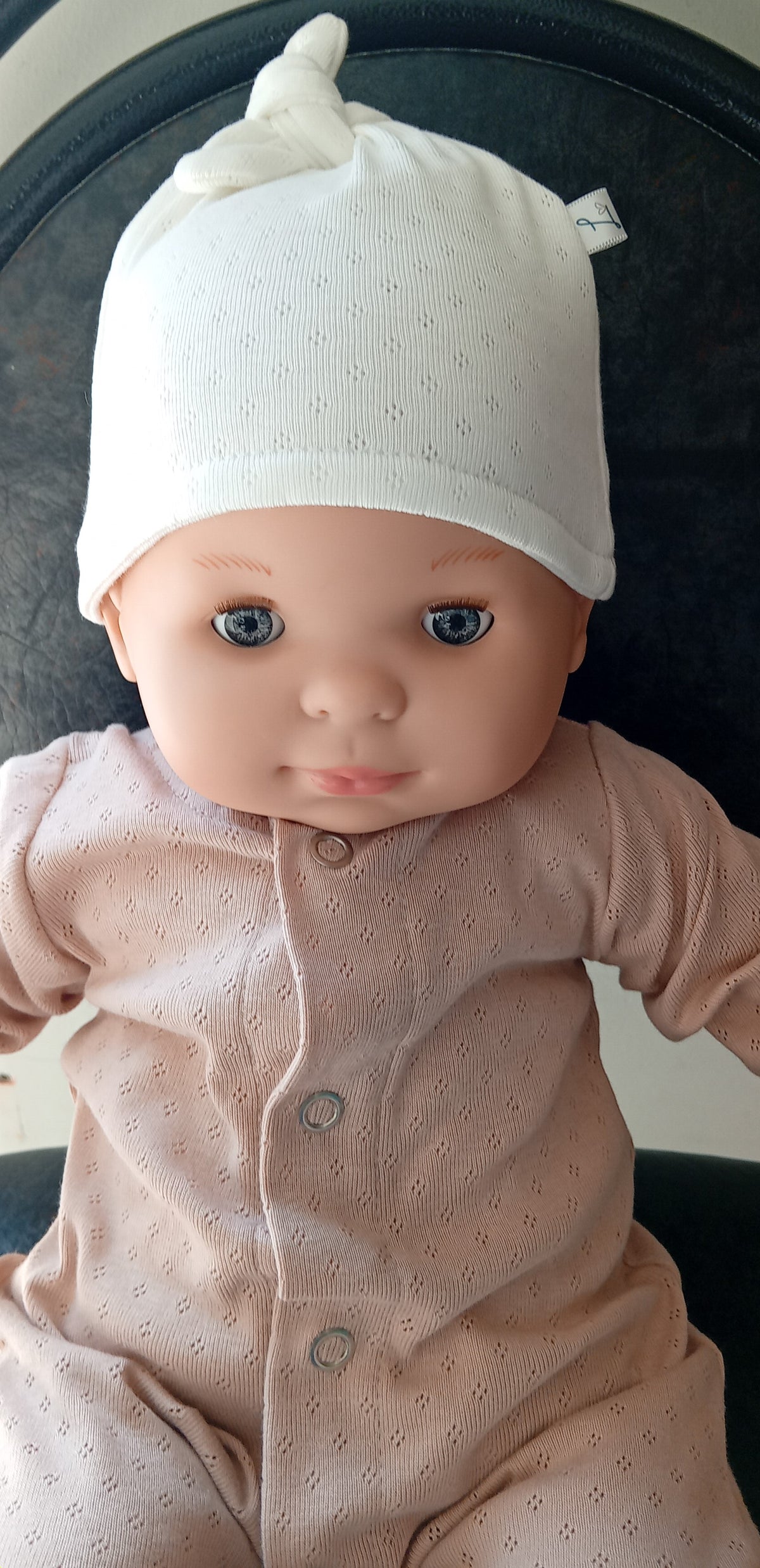 Mutsje wit pointelle 0-3M