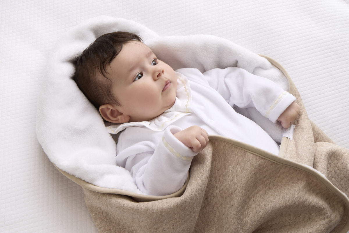 Living Nature deken David camel (beige)