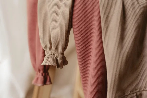 Kleedje beige