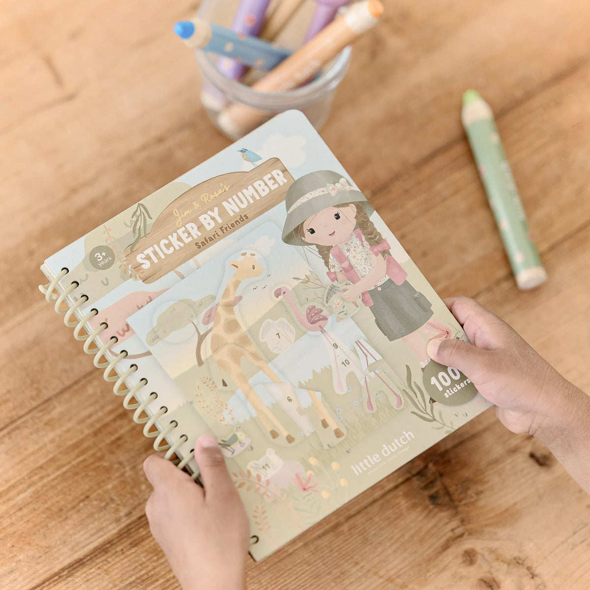Stickerboek op nummer "Rosa"
